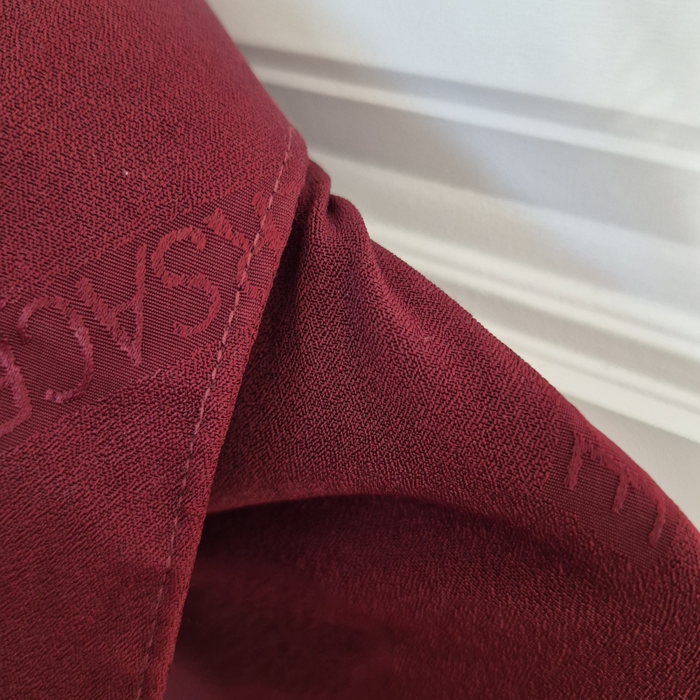 Versace Vintage Burgundy Wine Tonal Jacquard Logo Repeating Button Down M. - Picture 9 of 16
